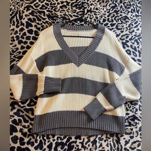American eagle sweater, size:XS